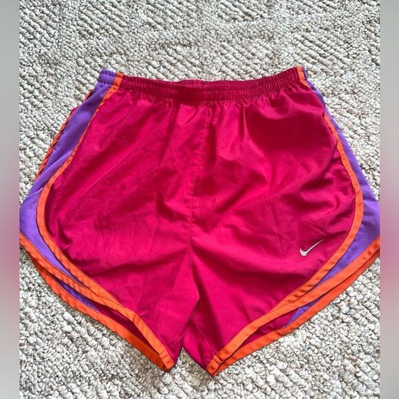 Womens Nike Dri-fit Running shorts Pink XS - Picture 1 of 3